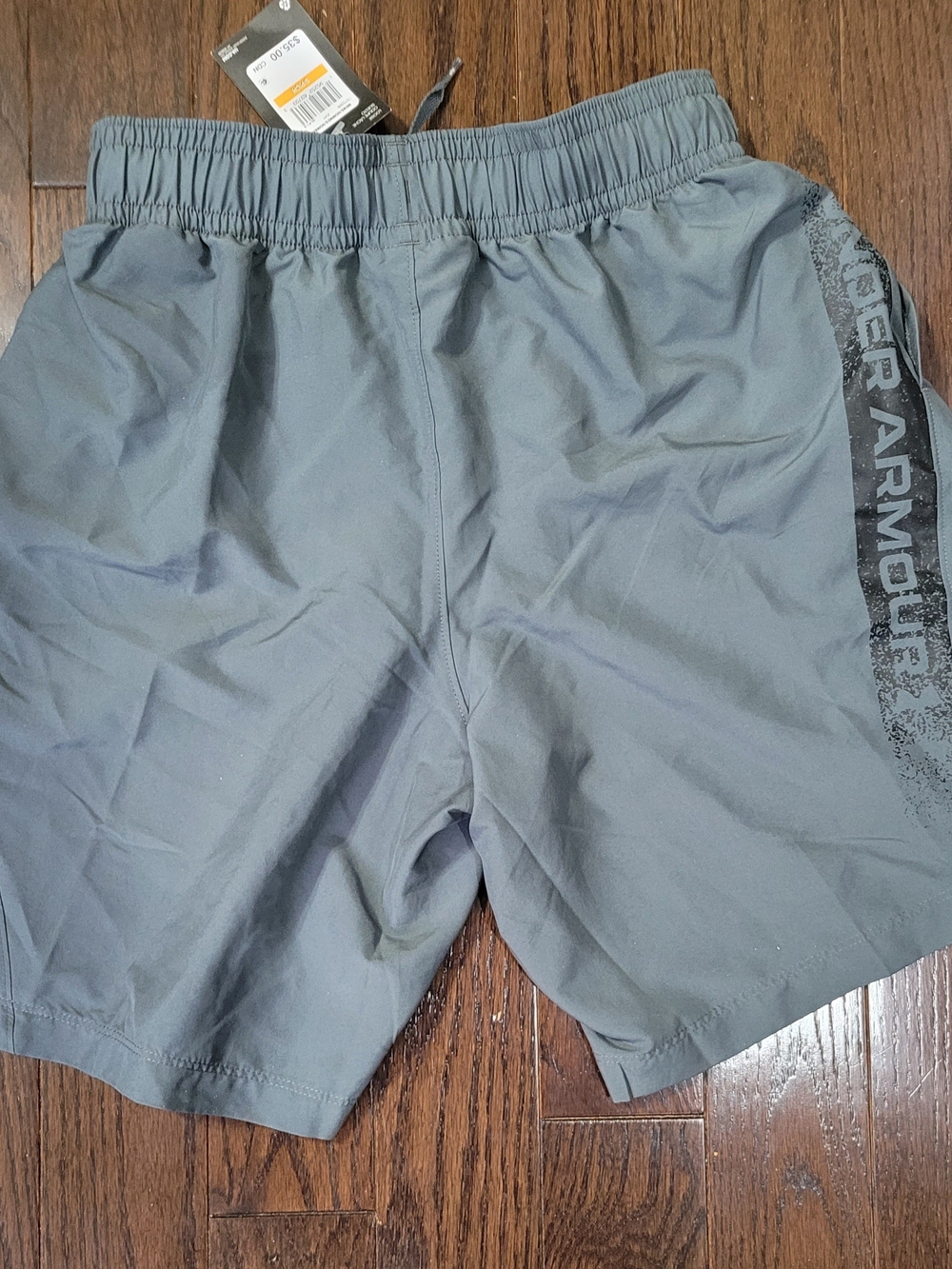 Under Armour Men’s Gray Athletic Shorts